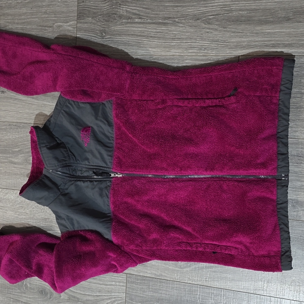 The North Face Magenta and Charcoal Fleece Jacket. Size XL. - Picture 2 of 11
